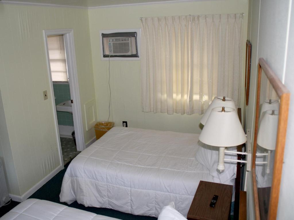 Falcon Motel Buxton Szoba fotó